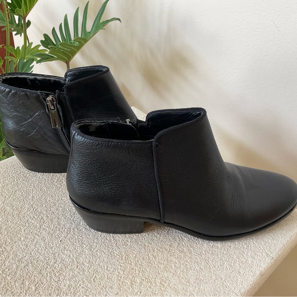 Sam Edelman Black Leather Booties, Size 37 European. - Picture 5 of 14